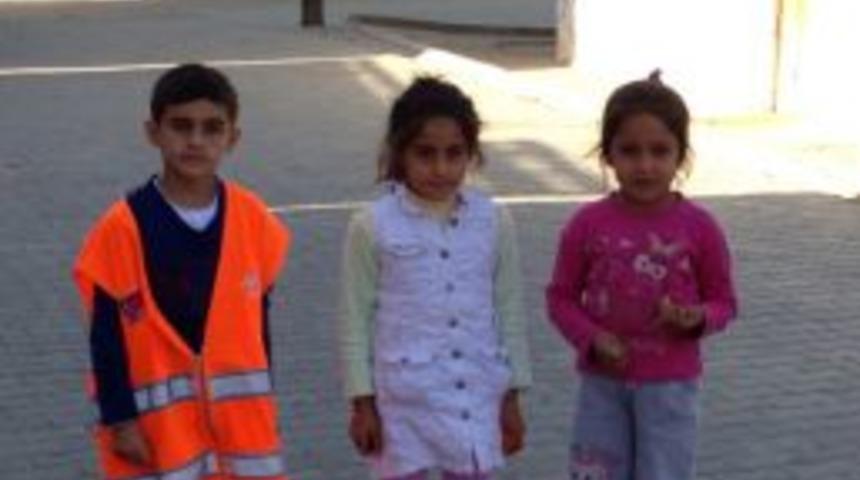 K&uuml;&ccedil;&uuml;k G&ouml;n&uuml;ll&uuml;n&uuml;n Vefatı, Kardeşlik K&ouml;pr&uuml;s&uuml; Kurduğu Batman'ı &Uuml;z&uuml;nt&uuml;ye Boğdu