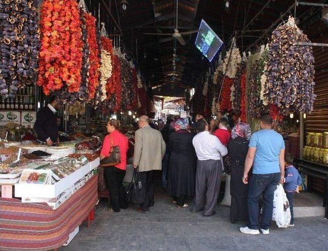 Gaziantep’te Bayram Sonu Hareketliliği