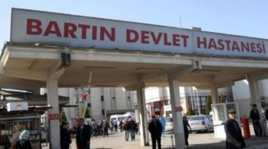 D&uuml;ğ&uuml;ne Gittiler, Tavuktan Zehirlendiler