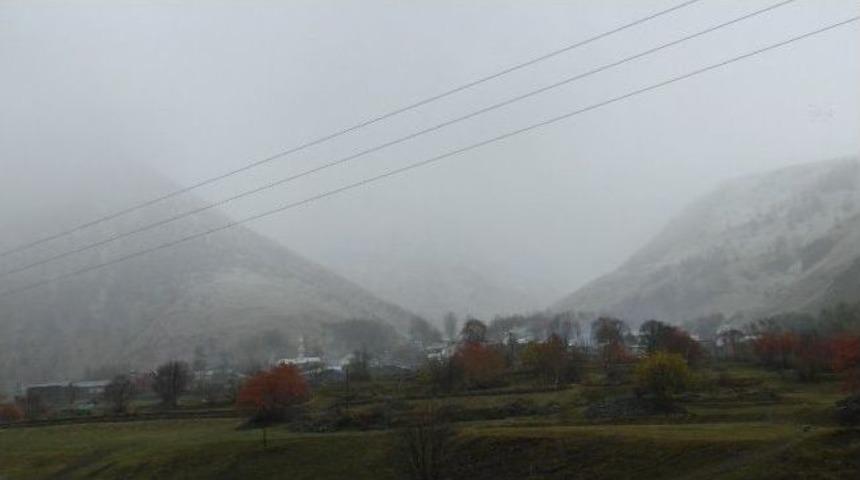 Ilgar Dağı Ge&ccedil;idinde Kar Yağışı