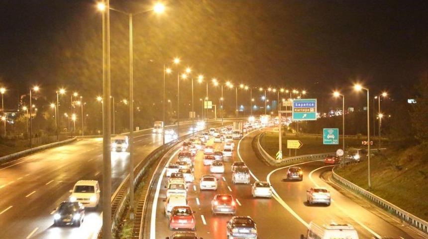 Tatilciler Dönüş Yolunda