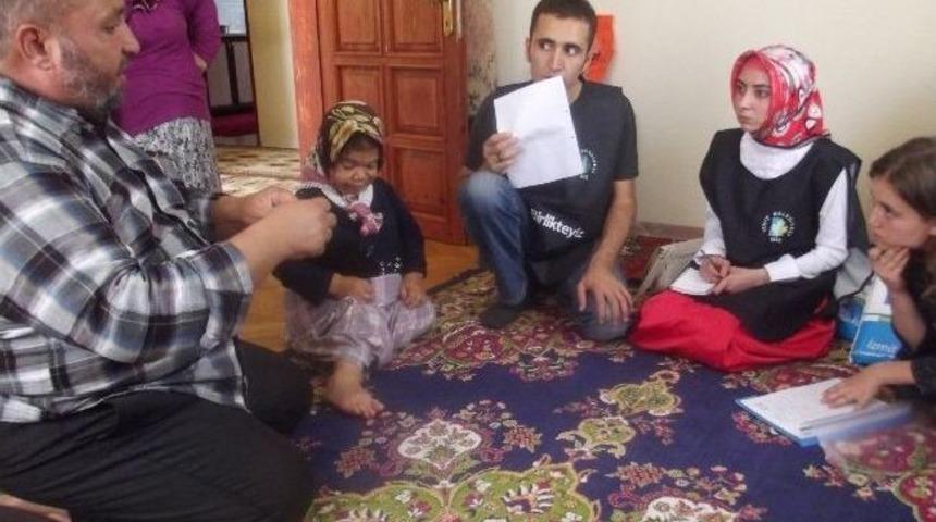 İzmit Belediyesi Ev Ziyaretlerine Devam Ediyor