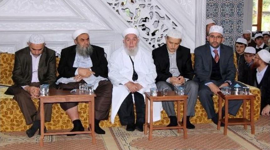 Zavendikli Mustafa Hoca Anıldı