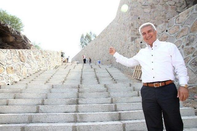 Karşıyaka&rsquo;ya 37 Bin Metrek&uuml;p İstinat 2