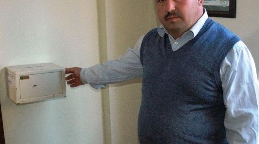 Camilerde Umduğunu Bulamayan Hırsız İmamın Evini Soydu