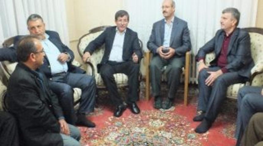 Bakan Davutoğlu, Konya&rsquo;da Sandık Danışma Meclisi&rsquo;ne Katıldı