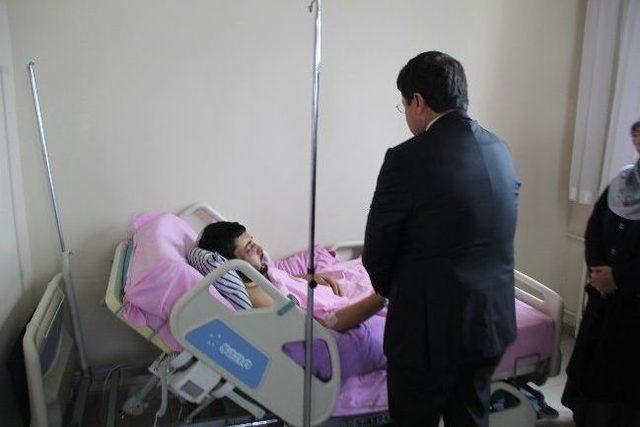 Trabzon Valisi Abdil Celil &Ouml;z:&ldquo;birbirimize Karşı Hoşg&ouml;r&uuml;yle Yaklaşmalıyız&rdquo; 1
