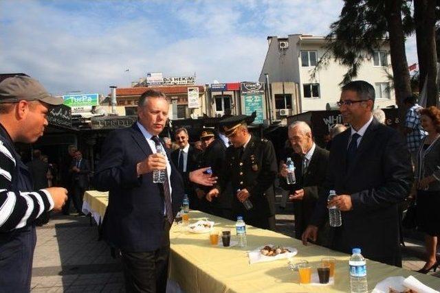 Ayvalık&rsquo;ta Kurban Bayramı Kutlaması 1