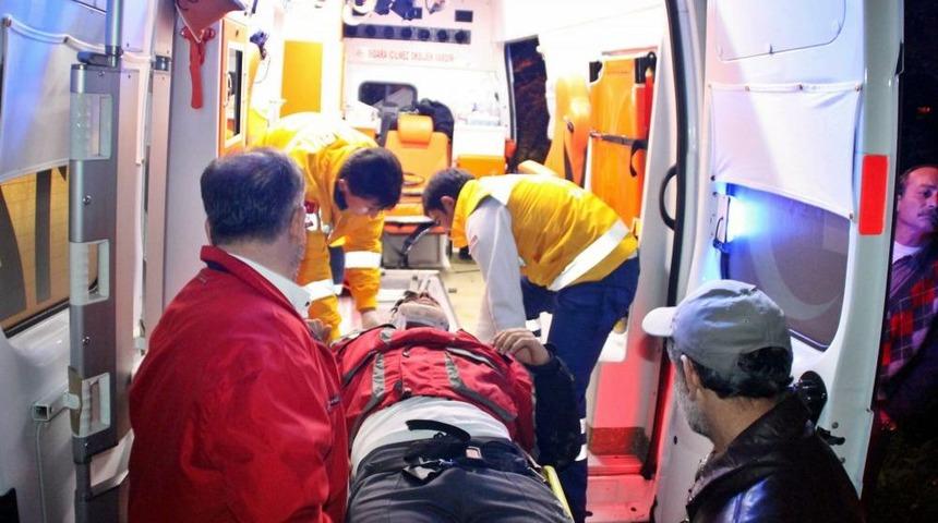 Otomobiliyle &Ccedil;arptığı Yayayı Bırakıp Ka&ccedil;tı