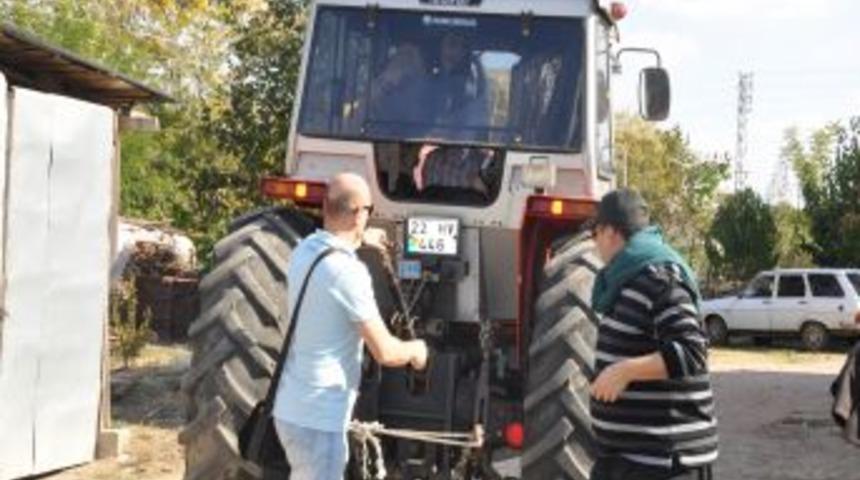 Suudi Prens Edirne&rsquo;de Bir K&ouml;ye Misafir Oldu