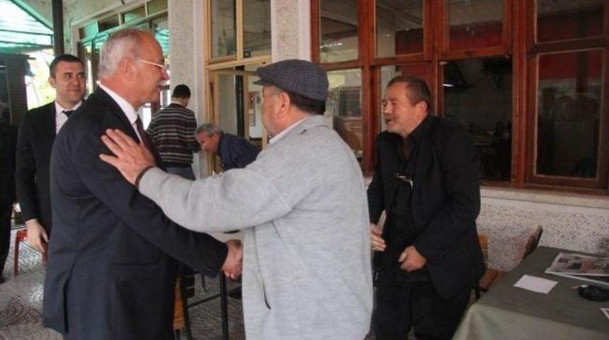 Burhaniye&rsquo;de Lokum Tadında Bayramlaşma