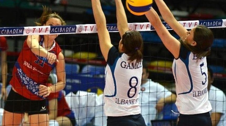 Acıbadem Bayanlar Voleybol Ligi