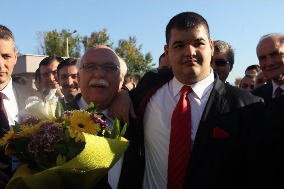 Milli Eğitim Bakanı Avcı, Serdivan &Ouml;zel Eğitim Okulları A&ccedil;ılış T&ouml;renine Katıldı