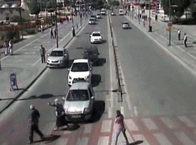 Mobese de  &ouml;l&uuml;m&uuml;n Teğet Ge&ccedil;tiği  Anlar 2