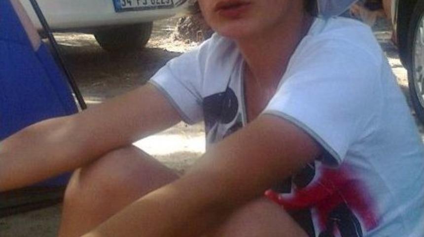 Motosiklet Kazasında 16 Yaşındaki Gen&ccedil; &Ouml;ld&uuml;