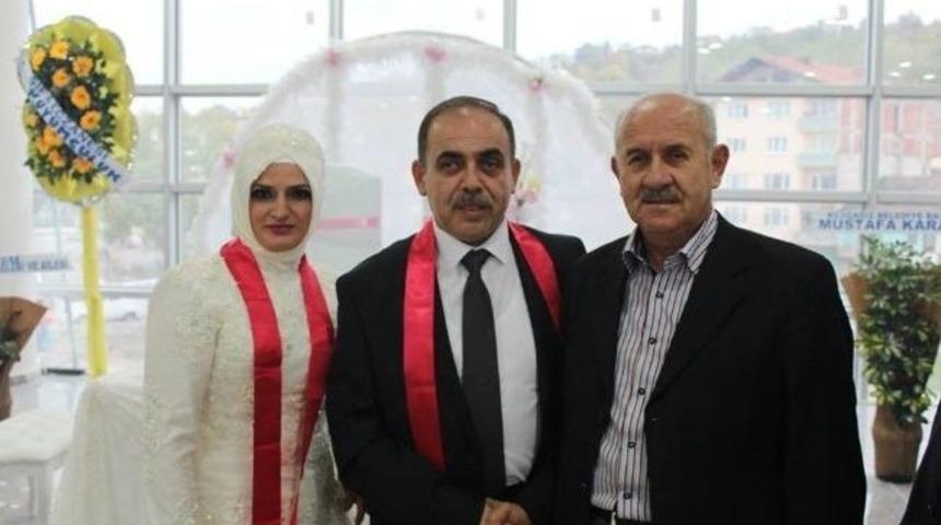 Başkan Karaman, Yeni Tesiste İlk Nikahı Kıydı