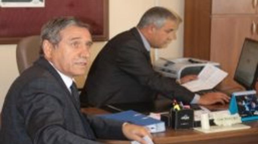 El İlanı Ve Afişlerden Dolayı Chp Belediye Başkan Aday Adayına Para Cezası