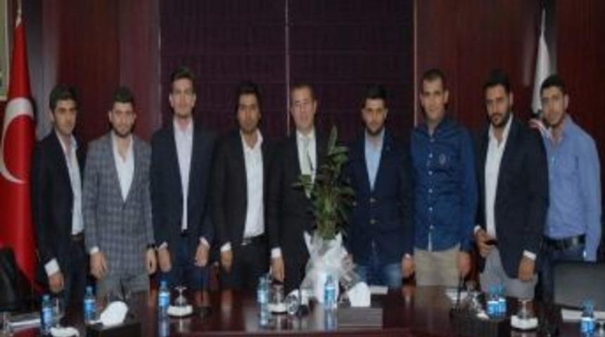 Zirve &Uuml;niversitesi Gen&ccedil; İşadamları Kul&uuml;b&uuml; Gto Başkanı Bartık&rsquo;ı Ziyaret Etti
