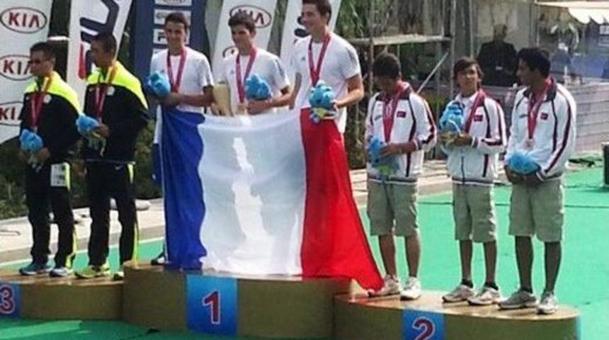 İhlas Koleji &Ouml;ğrencisinden D&uuml;nya İkinciliği