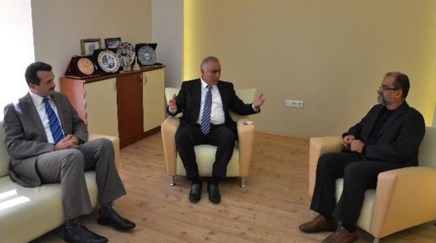 Chp'li Ali Talak: &ldquo;&ccedil;iğli&rsquo;nin İşi, Aşı Olacak&rdquo;