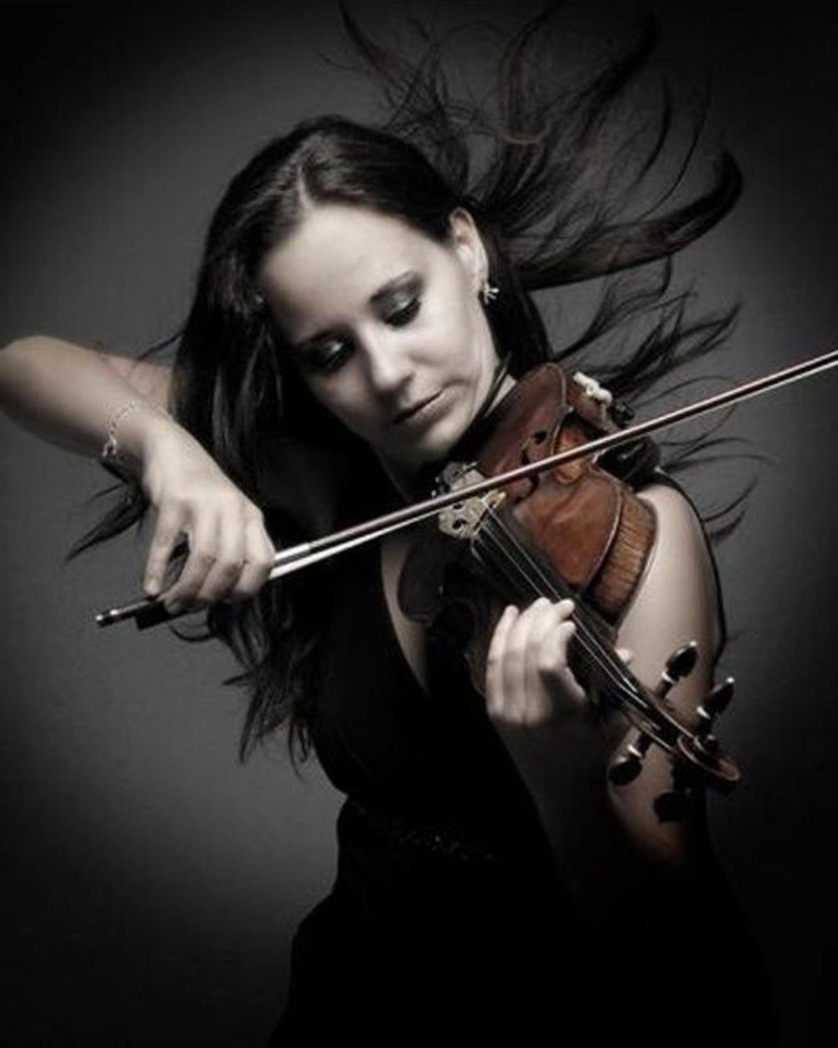 Adnan Saygun'da Yıldızlar Ge&ccedil;idi