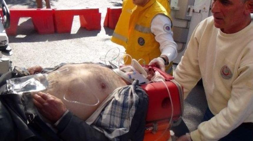 Karşıya Geçerken Otomobil Çarptı