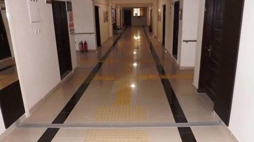 G&ouml;lyaka H&uuml;k&uuml;met Konağında Engeller Kalkıyor