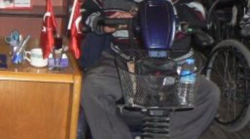 Engelliler Derneği Başkanı &Ccedil;elik'ten Dolandırıcılık Uyarısı