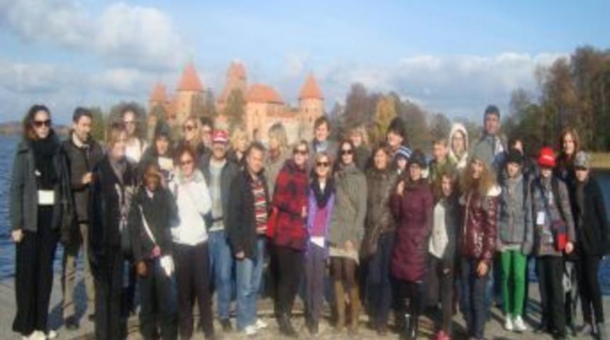 Isparta Gülbirlik İlköğretim Okulu Litvanya'daki Projeye Katıldı