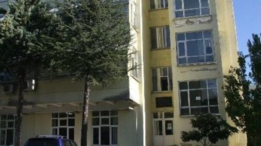 &Uuml;niversitede Hırsızlık Alarmı