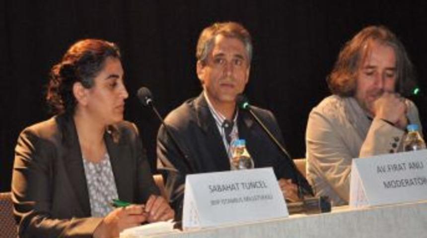 'K&uuml;rtler &Ouml;zg&uuml;rleşmeden Ortadoğu &Ouml;zg&uuml;rleşemez'