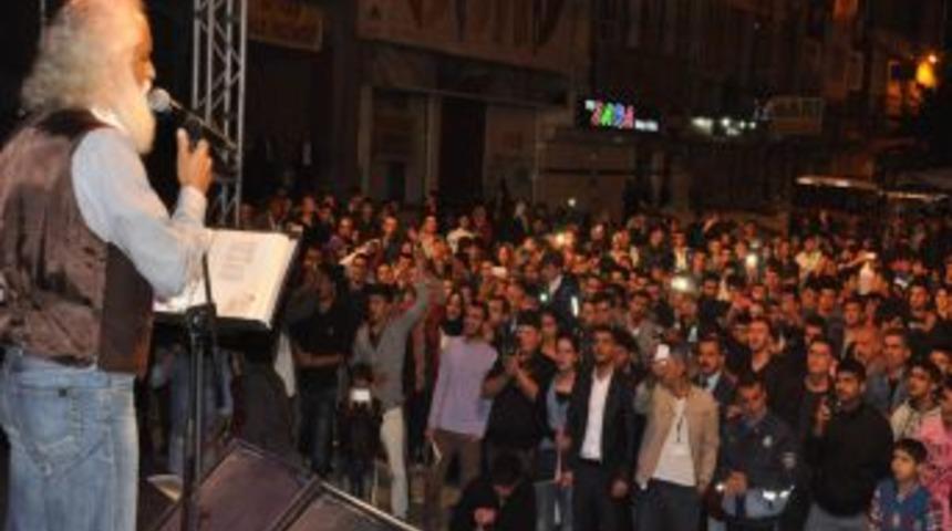 Batmanlılar Karadeniz T&uuml;rk&uuml;leriyle Coştu