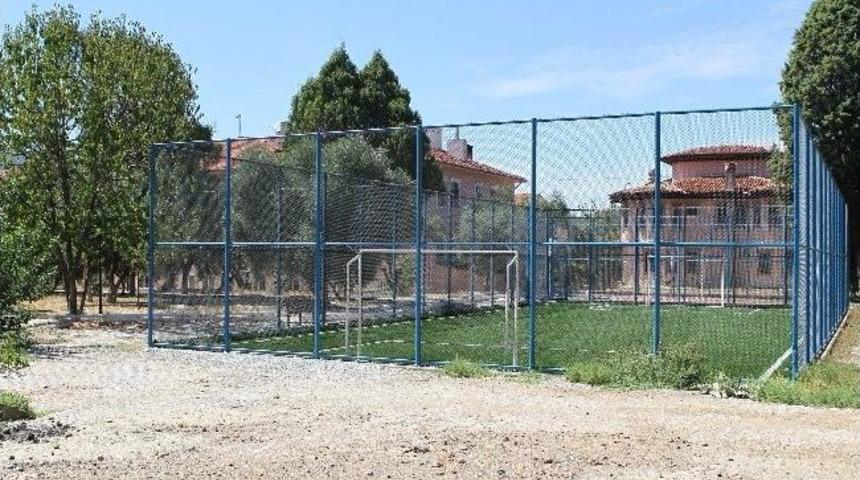 74 Bin Tl Harcandı, Top Sekmedi