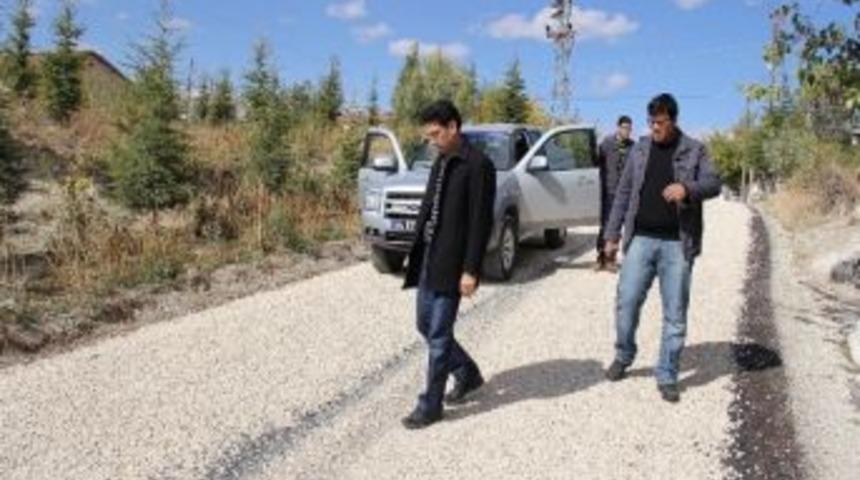 Kaymakam B&uuml;nyamin Kuş, Yatırımları Yerinde İnceledi