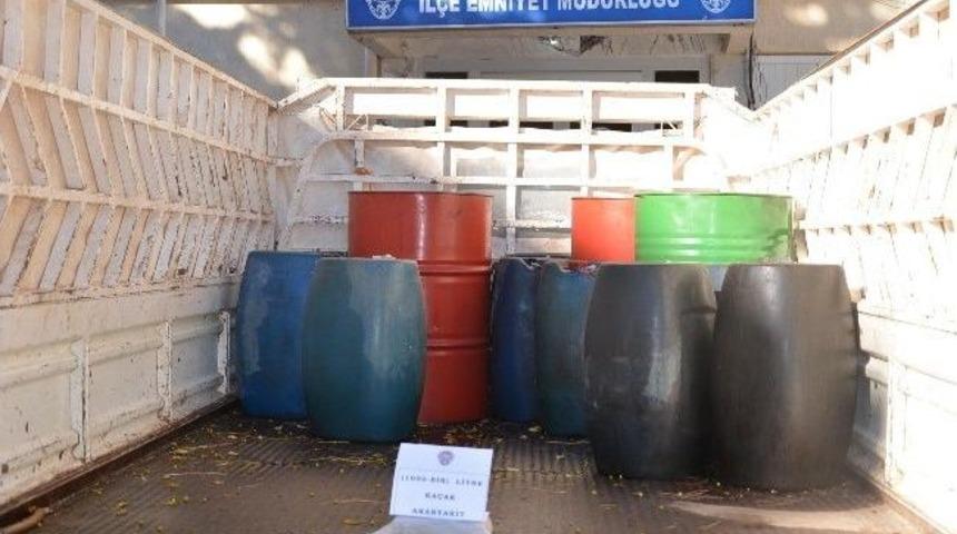 Viranşehir&rsquo;de 1 Ton Ka&ccedil;ak Akaryakıt Ele Ge&ccedil;irildi