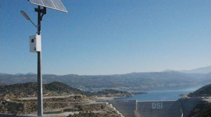 Dsi Seyir Terasını Işıklandırdı