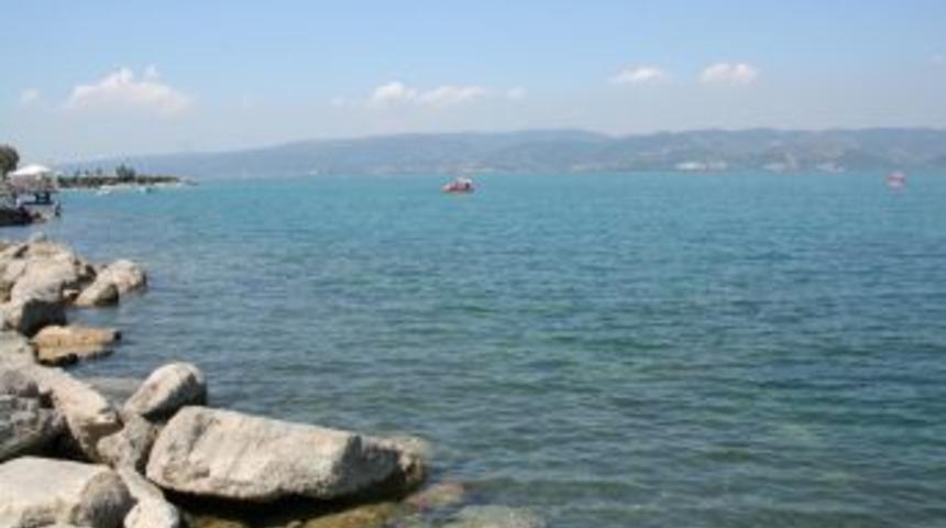 Sapanca G&ouml;l&uuml; Kritik Eşik Seviyesinden Kurtuldu, Tehlike Ge&ccedil;medi