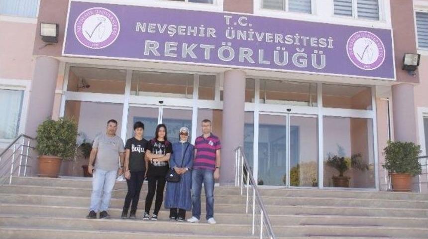 D&uuml;zce Farabi Anadolu Lisesi &Ouml;ğretmen Ve &Ouml;ğrencileri Nevşehir&rsquo;de