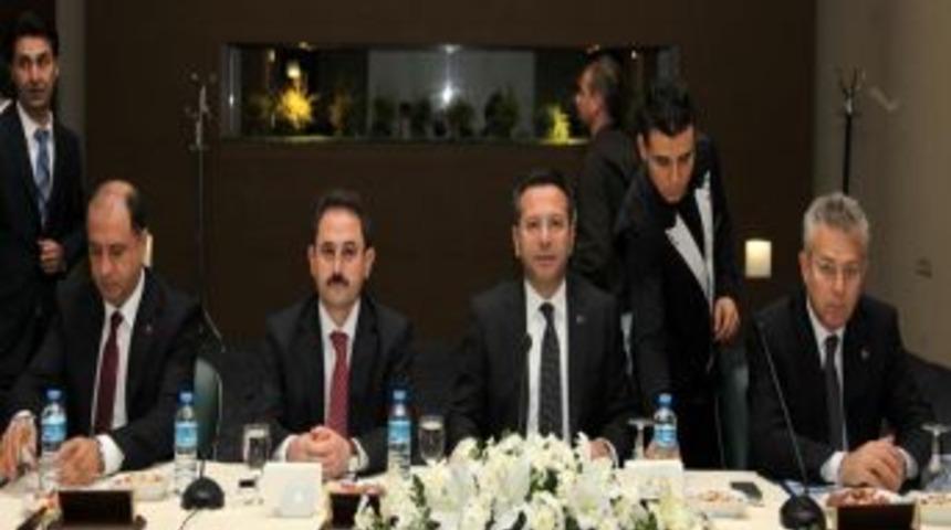 OKA Y&ouml;netim Kurulu Toplantısı &Ccedil;orum'da Yapıldı