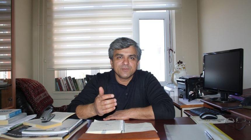 "Gazetecilerin Hata Yapma Ihtimali Yok"