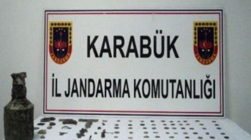 Jandarma Tarihi Eser Ka&ccedil;ak&ccedil;ılarına G&ouml;z A&ccedil;tırmıyor