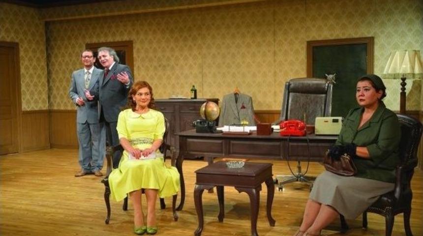 Devlet Tiyatroları Perde A&ccedil;ıyor