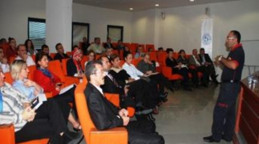 İzmit Belediyesi &Ccedil;alışanlarına Yangın Eğitimi Verildi