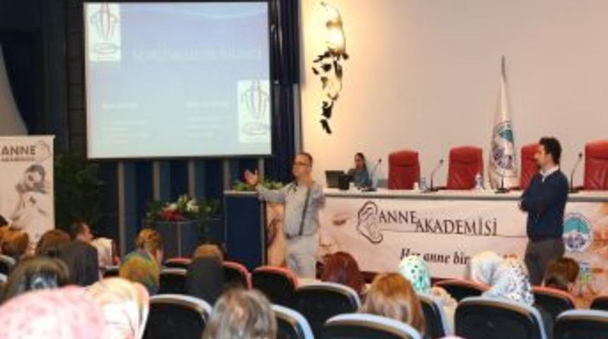 Anne Akademisi'nde Sorumluluk Eğitimi