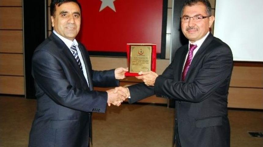 Sağlık M&uuml;d&uuml;r&uuml; Taş, Personelle Vedalaştı