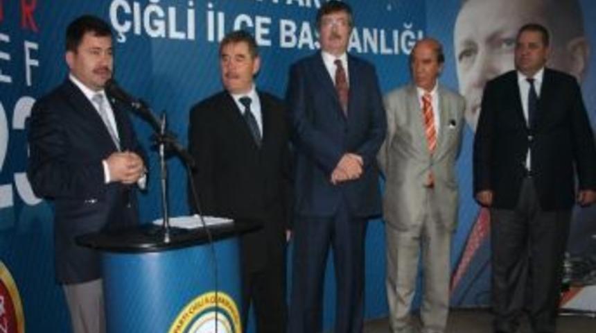 &Ccedil;iğli Ak Parti'de Mehmet Baz &Ccedil;ekildi