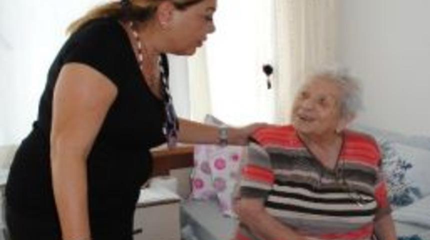 Chp Bal&ccedil;ova Aday Adayı Semra Aksakal Kayacan'dan S&ouml;z