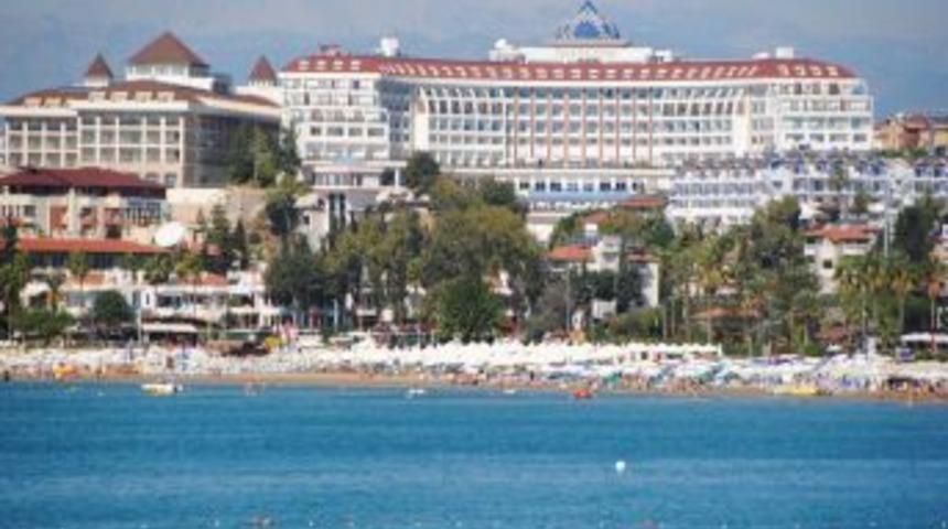Bayram Tatili Bitti, Antalya'da Oteller Avrupalı Ve Rus Turistlere Kaldı