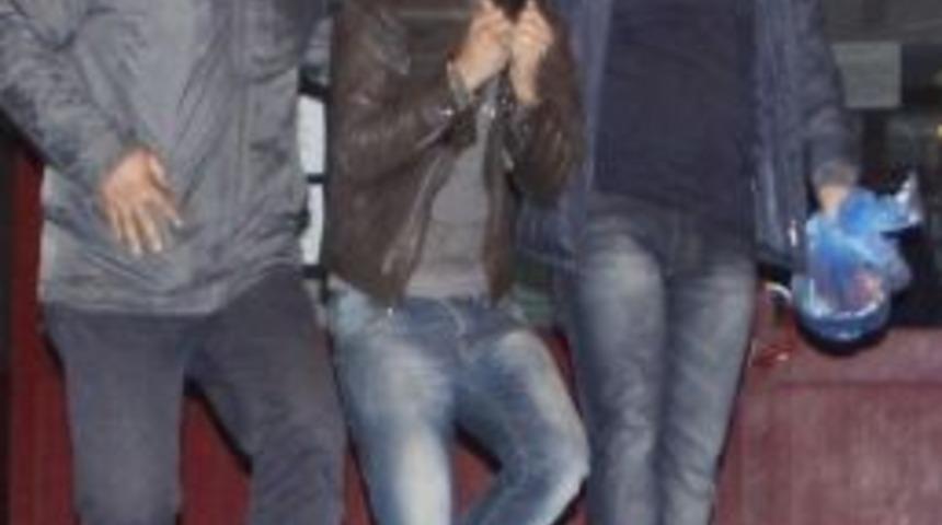 İnşaatlardan Malzeme &Ccedil;alan İki Kişi Tutuklandı