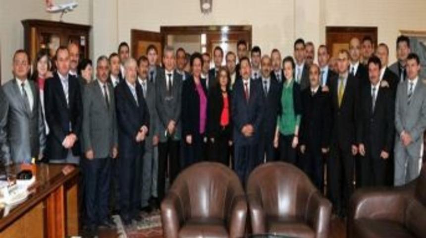 Afyonkarahisar Protokol&uuml; Personeli İle Bayramlaştı